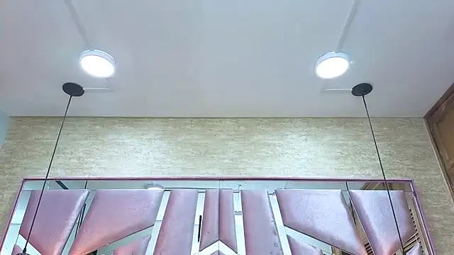 ThaliaCross online show from February 12, 2026, 7:57 pm