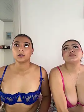 Snapshot of nicolexxaleja chatting on May 1, 2026, 2:00 pm nicolexxaleja online show from May 1, 2026, 2:00 pm