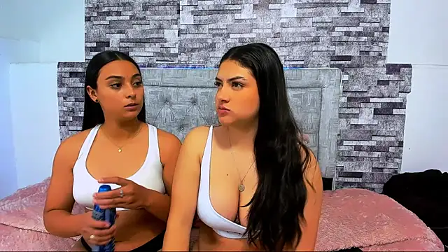 nicolexxaleja online show from September 18, 2025, 8:12 pm