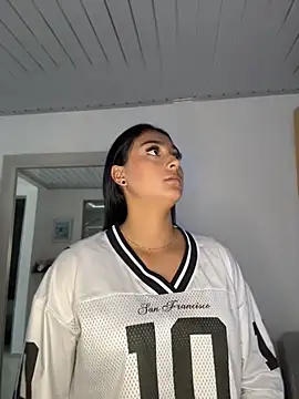 Snapshot of nicolexxaleja chatting on April 13, 2026, 9:19 pm nicolexxaleja online show from April 13, 2026, 9:19 pm