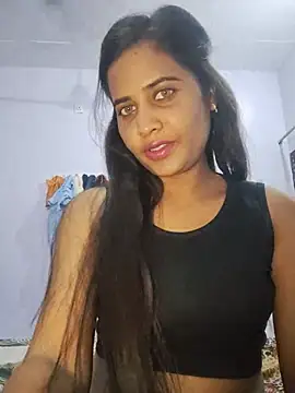cute radhikaa online show from May 23, 2026, 10:47 am
