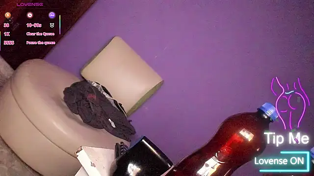 Snapshot of Valentina_Horny777 chatting on November 15, 2025, 2:59 am Valentina Horny777 online show from November 15, 2025, 2:59 am