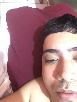 Paulo199117 online show from October 14, 2025, 4:40 pm