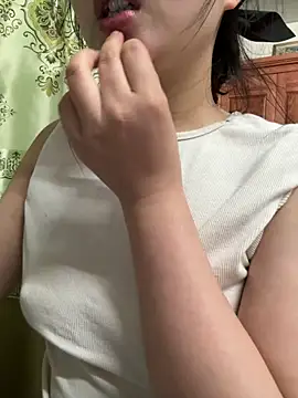 Snapshot of LinYi_Office chatting on February 3, 2026, 6:51 am LinYi Office online show from February 3, 2026, 6:51 am