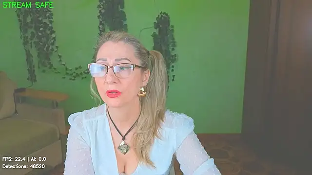 Snapshot of Habibi_Honeyy chatting on June 25, 2026, 1:38 pm Habibi Honeyy online show from June 25, 2026, 1:38 pm
