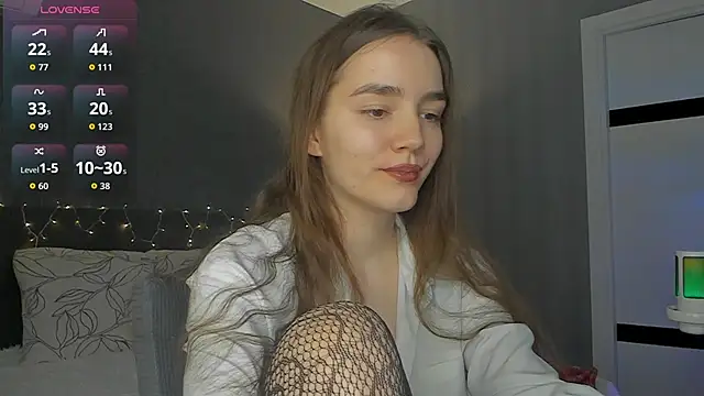 Snapshot of sweete_chantal chatting on April 6, 2026, 7:48 pm sweete chantal online show from April 6, 2026, 7:48 pm