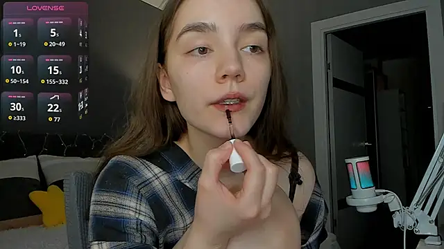 Snapshot of sweete_chantal chatting on May 24, 2026, 7:36 pm sweete chantal online show from May 24, 2026, 7:36 pm