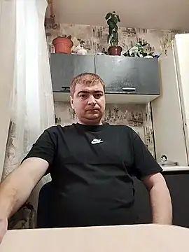  DON-HULIGAN  online show from November 25, 2025, 8:03 am