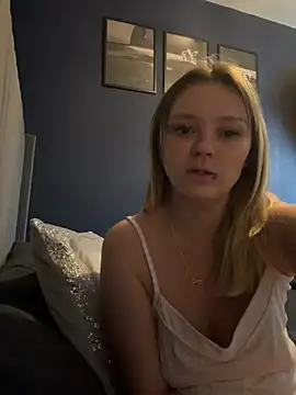 Snapshot of Star-36 chatting on March 10, 2026, 9:57 am Star-36 online show from March 10, 2026, 9:57 am