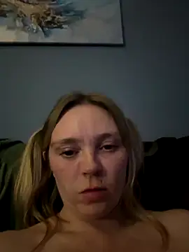 Snapshot of Star-36 chatting on December 22, 2025, 12:11 am Star-36 online show from December 22, 2025, 12:11 am