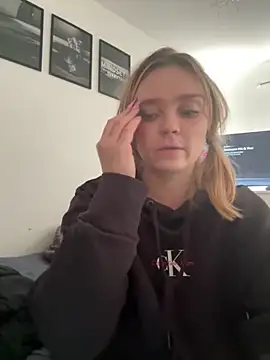 Snapshot of Star-36 chatting on September 28, 2025, 10:44 am Star-36 online show from September 28, 2025, 10:44 am