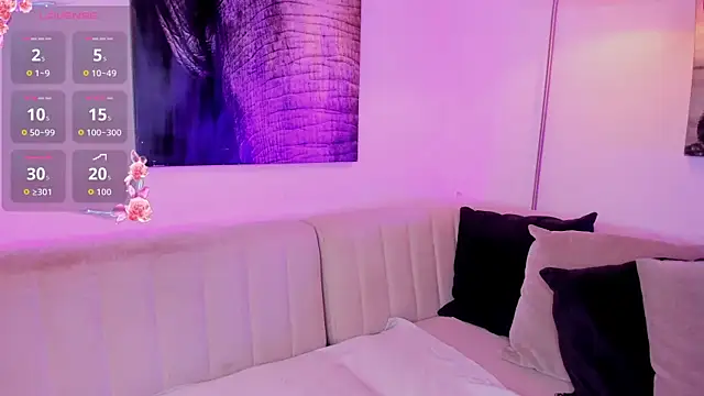 chelssy7 online show from November 6, 2025, 3:43 am