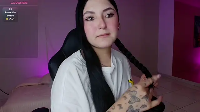 Snapshot of Celestee69 chatting on November 15, 2025, 7:51 pm Celestee69 online show from November 15, 2025, 7:51 pm