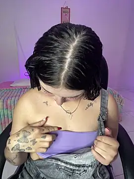 Celestee69 online show from February 19, 2026, 7:44 pm