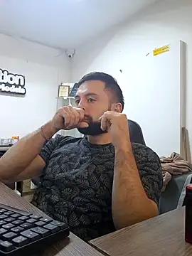 Snapshot of Nacho_Masters chatting on September 30, 2025, 5:30 pm Nacho Masters online show from September 30, 2025, 5:30 pm