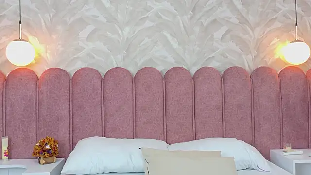 Agatha-Adams online show from February 19, 2026, 3:42 pm