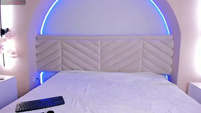 Bella Williiams online show from March 31, 2026, 12:07 pm