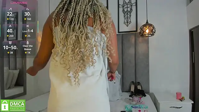 Snapshot of Gia_Scott chatting on November 20, 2025, 8:20 pm Gia Scott online show from November 20, 2025, 8:20 pm