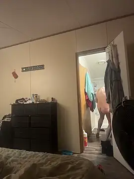 Snapshot of daddyLeeandprincessmarie chatting on October 5, 2025, 9:33 am daddyLeeandprincessmarie online show from October 5, 2025, 9:33 am