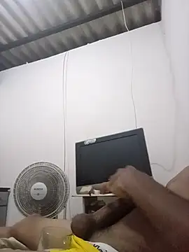 Snapshot of malvadinho69134 chatting on January 8, 2026, 4:07 am malvadinho69134 online show from January 8, 2026, 4:07 am