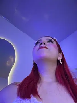 Mia Juicyberry online show from March 13, 2026, 7:08 pm