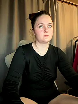 Cuty Kitty online show from September 12, 2025, 6:40 pm