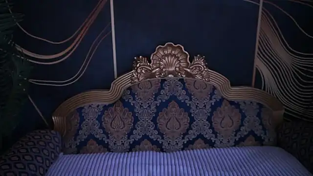 Snapshot of IvyLaurent chatting on November 19, 2025, 9:42 am IvyLaurent online show from November 19, 2025, 9:42 am