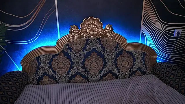 Snapshot of IvyLaurent chatting on November 11, 2025, 6:36 pm IvyLaurent online show from November 11, 2025, 6:36 pm