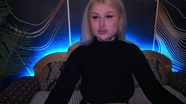 Snapshot of IvyLaurent chatting on November 11, 2025, 6:30 am IvyLaurent online show from November 11, 2025, 6:30 am