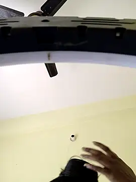 radhika2 online show from December 4, 2025, 5:28 am