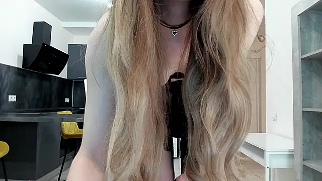 Snapshot of Kitty_Player chatting on May 26, 2026, 8:01 am Kitty Player online show from May 26, 2026, 8:01 am