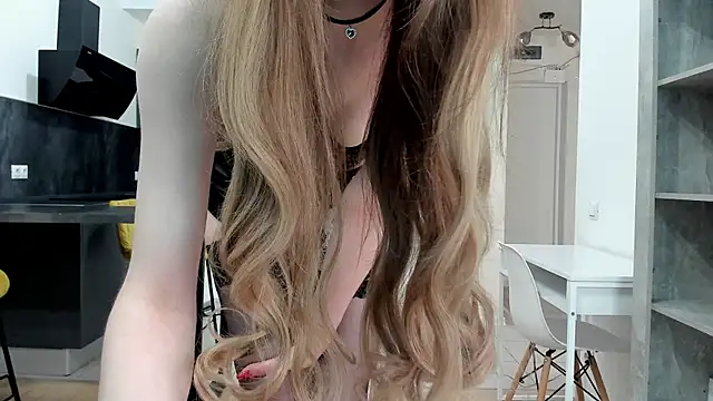 Snapshot of Kitty_Player chatting on April 17, 2026, 9:34 am Kitty Player online show from April 17, 2026, 9:34 am