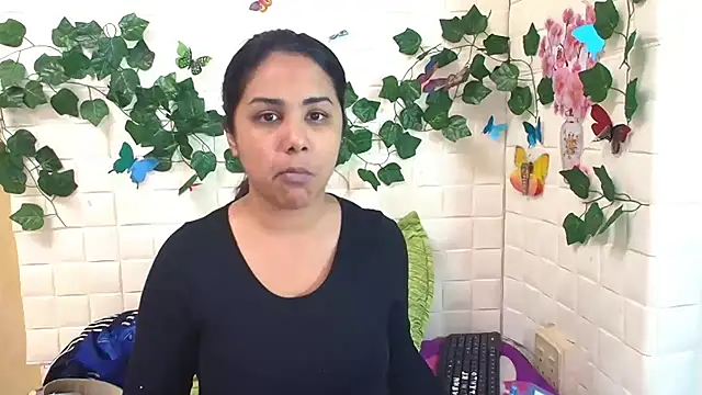 IndiaSexyStripper4u online show from September 12, 2025, 5:13 pm