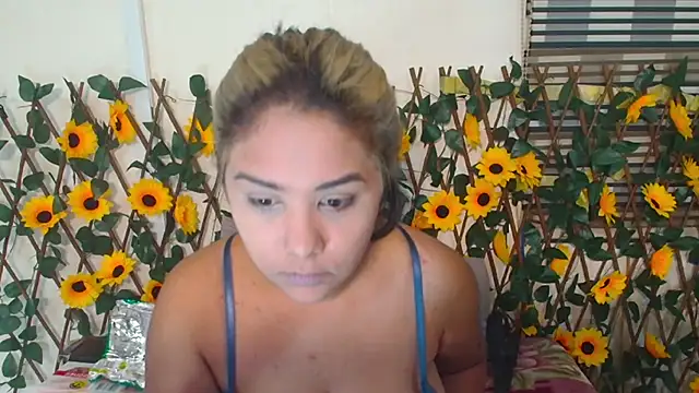 Snapshot of IndiaSexyStripper4u chatting on July 21, 2026, 6:20 pm IndiaSexyStripper4u online show from July 21, 2026, 6:20 pm
