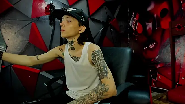 StraightBoy Nick online show from September 15, 2025, 4:57 am