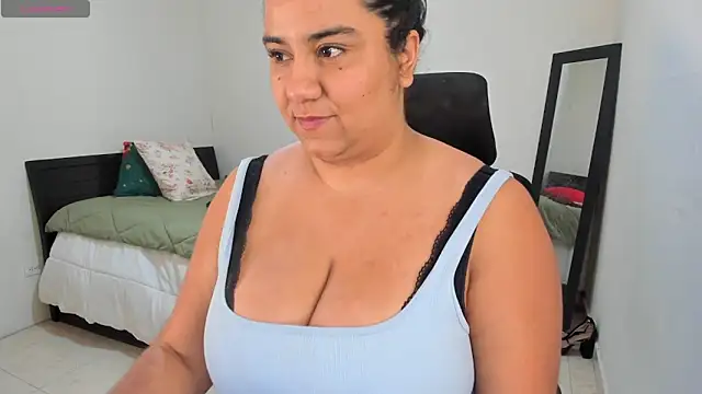 Snapshot of MariamCastiblanco chatting on April 30, 2026, 8:05 pm MariamCastiblanco online show from April 30, 2026, 8:05 pm