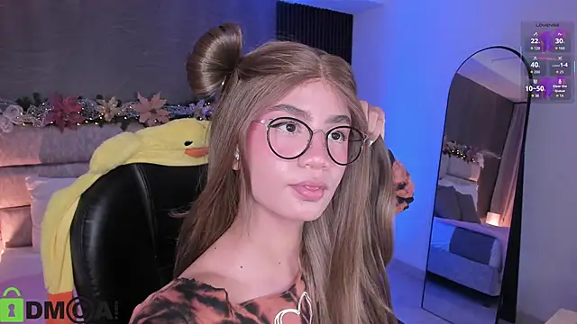 Snapshot of Arinextdoor chatting on November 29, 2025, 11:49 pm Arinextdoor online show from November 29, 2025, 11:49 pm