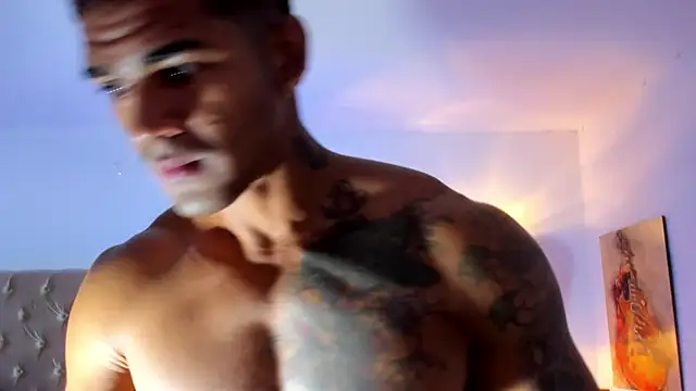 antonio  444 online show from March 5, 2026, 6:54 am