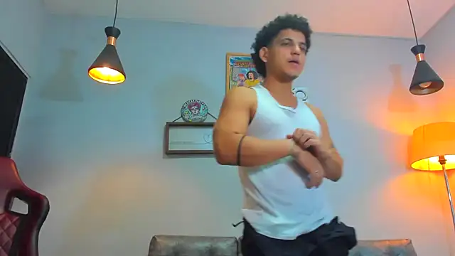 Xfire boy69 online show from December 3, 2025, 1:32 pm