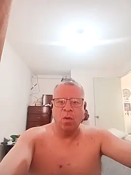 Snapshot of cuntico chatting on April 21, 2026, 6:14 pm cuntico online show from April 21, 2026, 6:14 pm