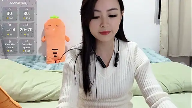 Yingbao-Baby online show from December 4, 2025, 8:46 am