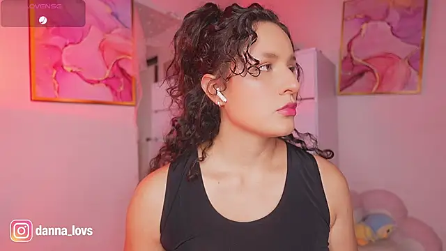 Snapshot of Dannaa_Lovs chatting on November 6, 2025, 5:50 pm Dannaa Lovs online show from November 6, 2025, 5:50 pm