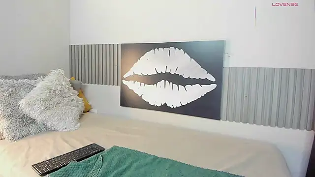 Blue Sixx online show from February 8, 2026, 1:42 pm