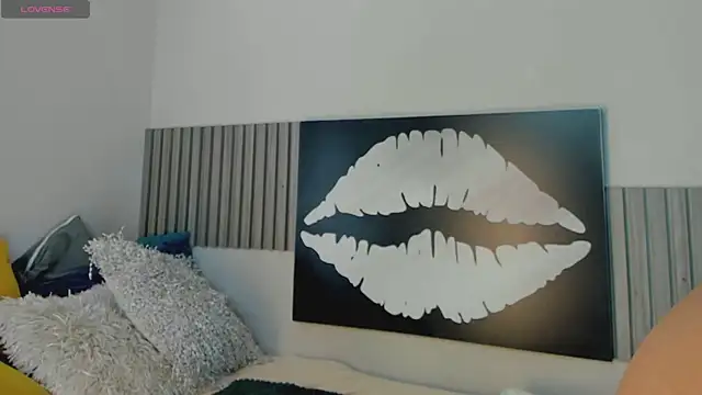 Blue Sixx online show from October 11, 2025, 10:22 pm