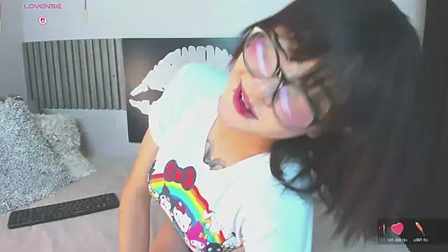 Snapshot of Blue_Sixx chatting on March 18, 2026, 11:59 pm Blue Sixx online show from March 18, 2026, 11:59 pm