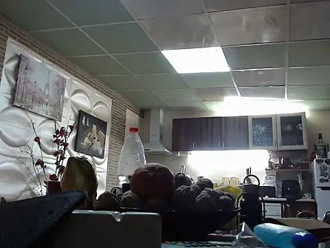 VIP82 online show from May 19, 2026, 2:18 am