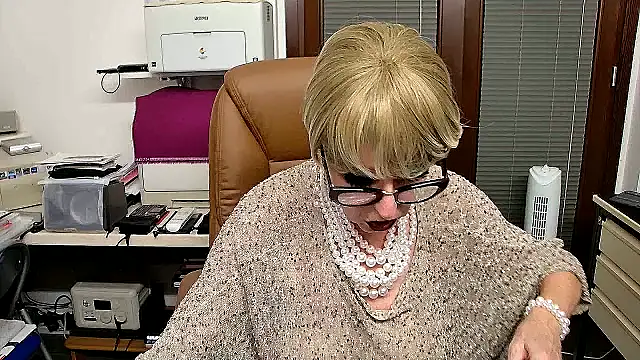 Snapshot of ROBY_SWEETHOT chatting on July 7, 2026, 9:07 pm ROBY SWEETHOT online show from July 7, 2026, 9:07 pm