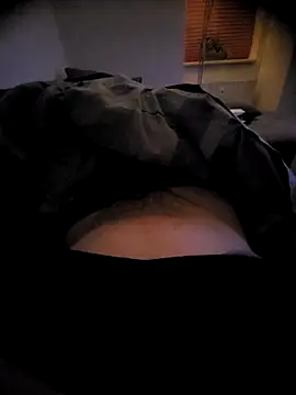 Macwurf online show from December 15, 2025, 1:22 am