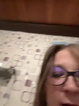 SweetTeenGirl online show from December 16, 2025, 7:07 pm