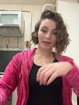 Snapshot of ZariaFlame chatting on January 12, 2026, 12:17 am ZariaFlame online show from January 12, 2026, 12:17 am